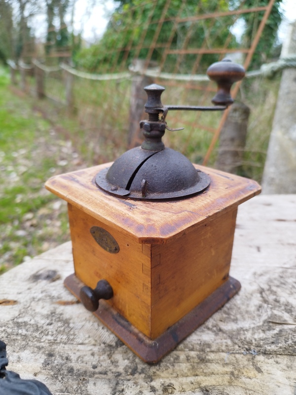 Moulin à café Peugeot 