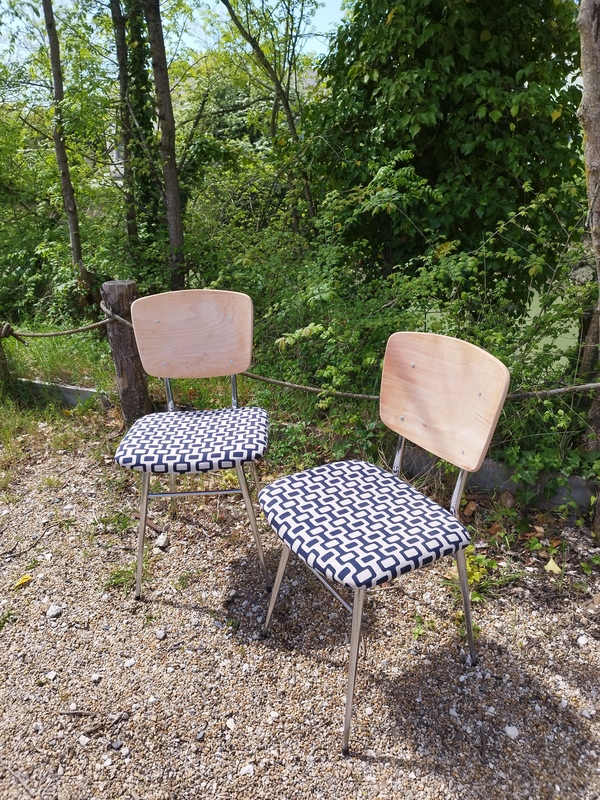 Paire de chaises chrome 70s