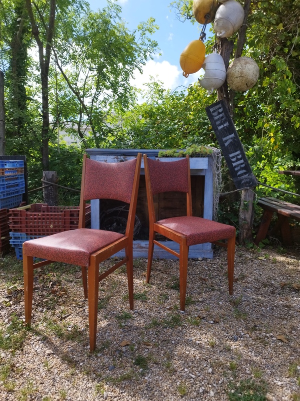 Paire de chaises design 60