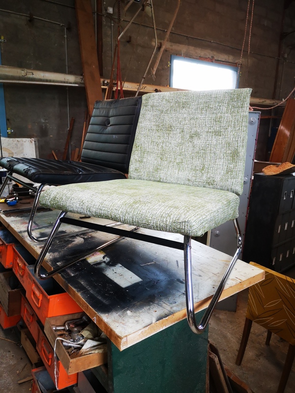 Paire de fauteuils design