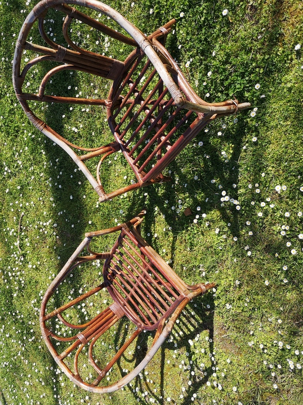 Paire de fauteuils en rotin