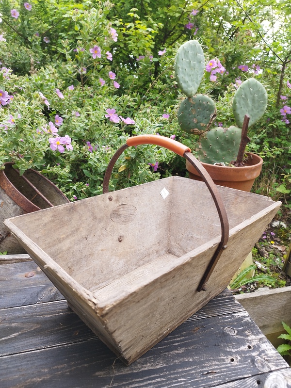 Panier de vendange fer forgé et bois 