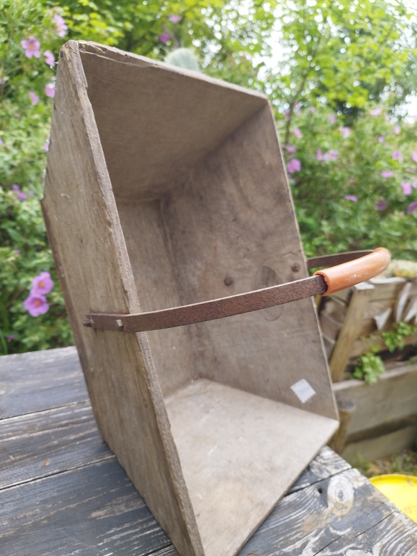 Panier de vendange fer forgé et bois 