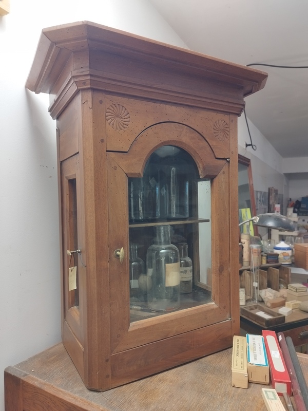 Petit cabinet de curiosité