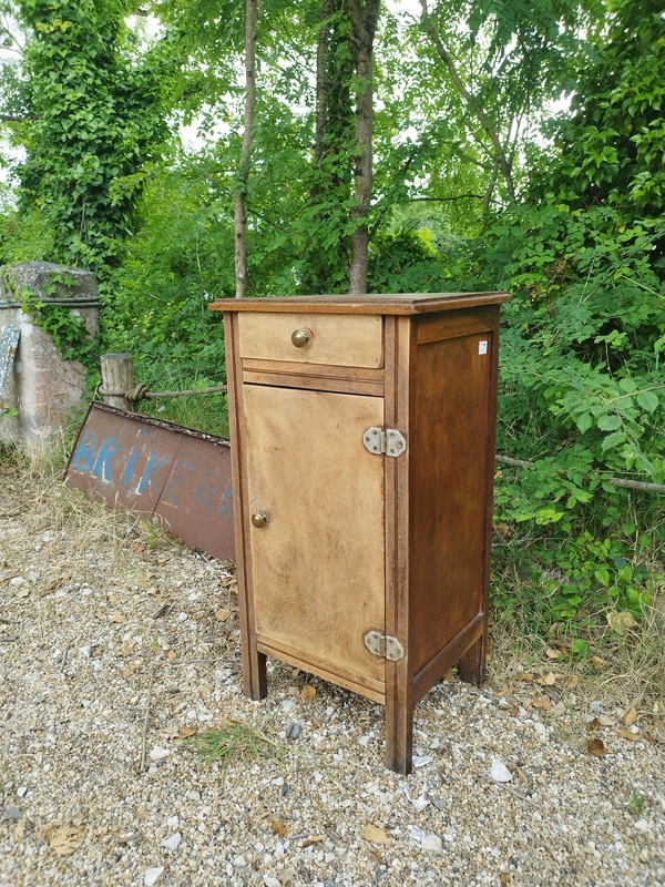 Petit meuble vintage