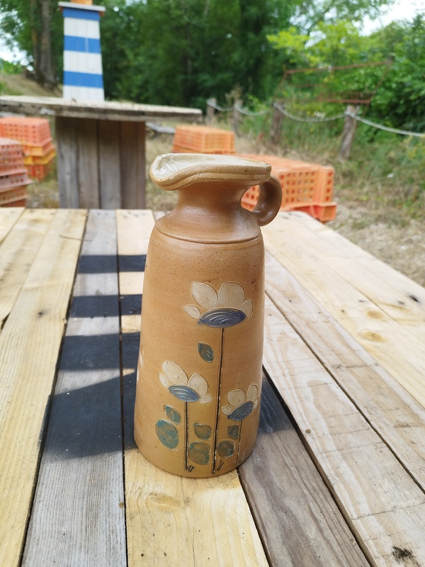 Pichet poterie des Mottes