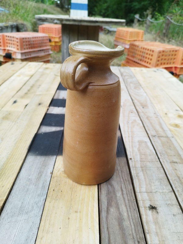 Pichet poterie des Mottes