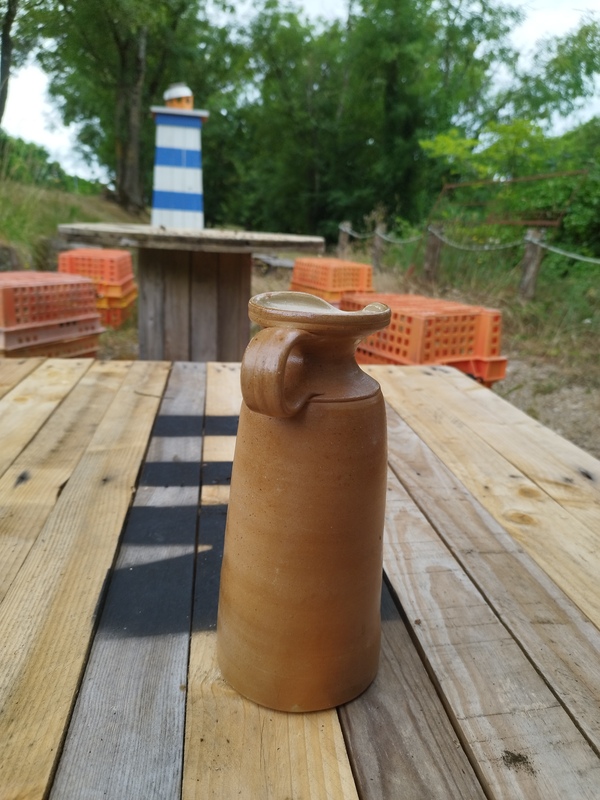 Pichet poterie des Mottes