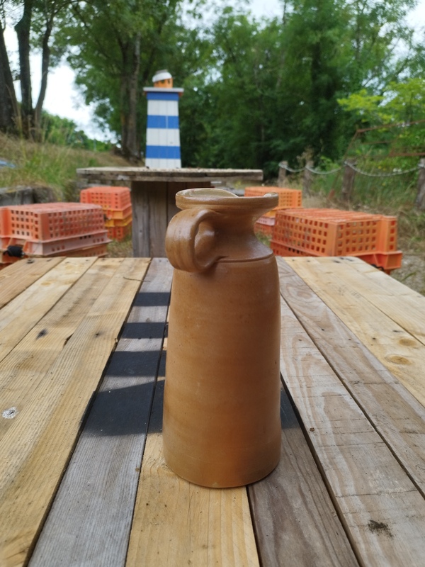 Pichet poterie des Mottes