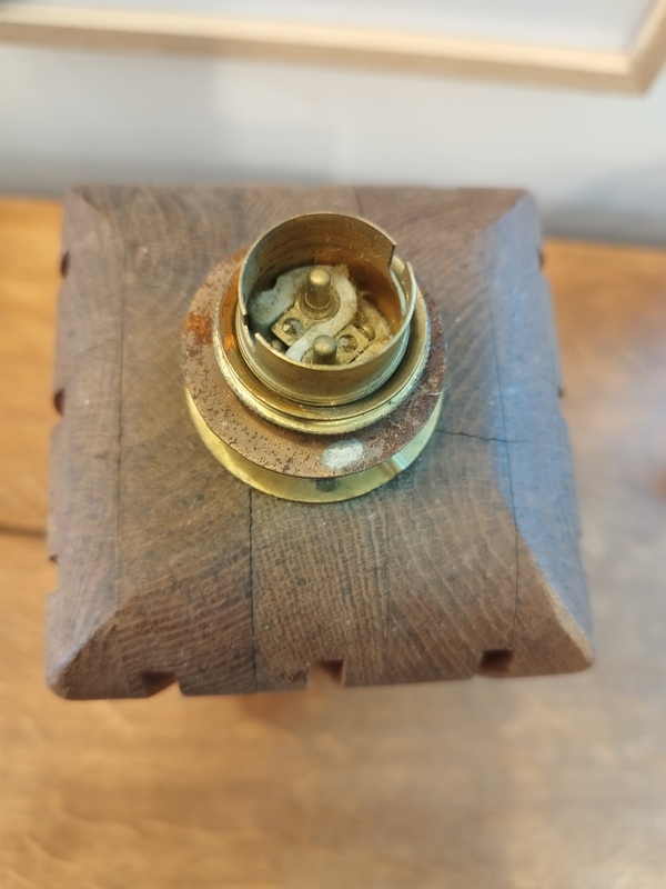 Pied de lampe design