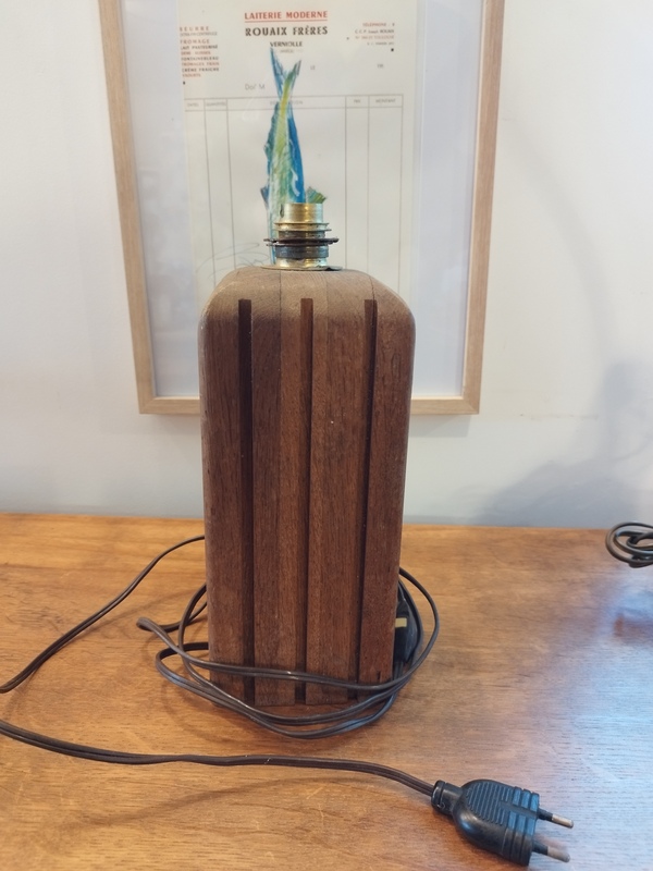 Pied de lampe design