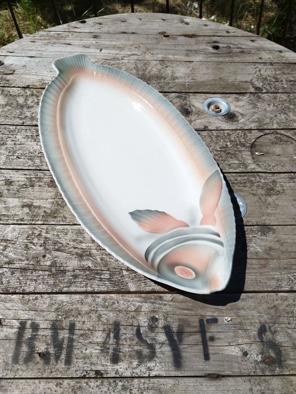 Plat à poisson Digoin