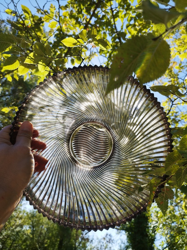 Plat verre fumé 70's 