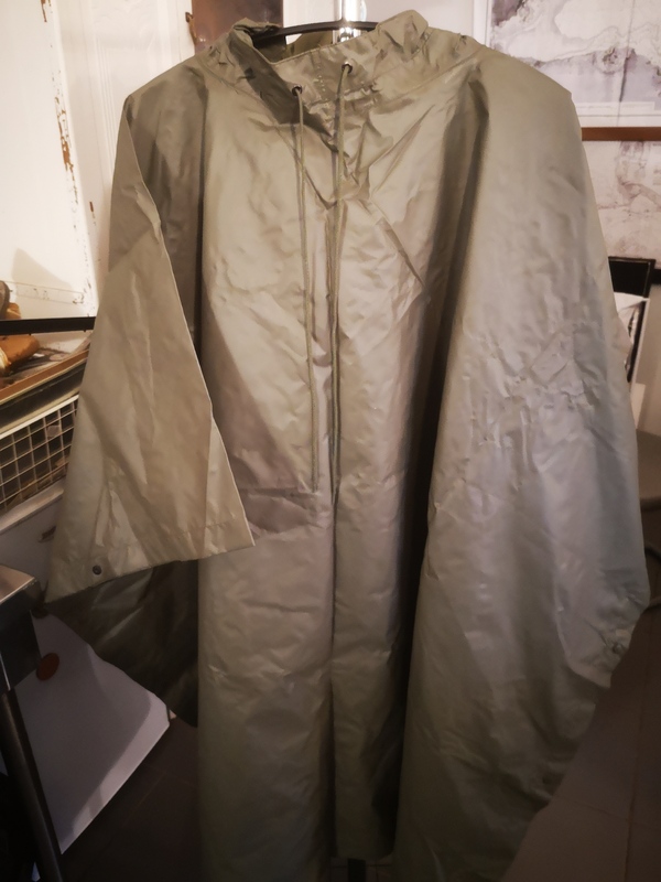 Poncho armée