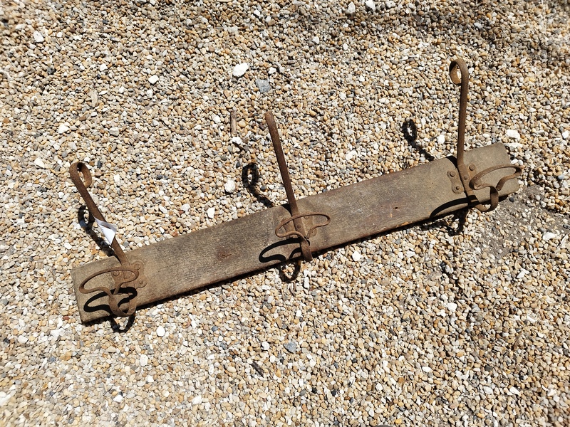 Porte manteau trois patères