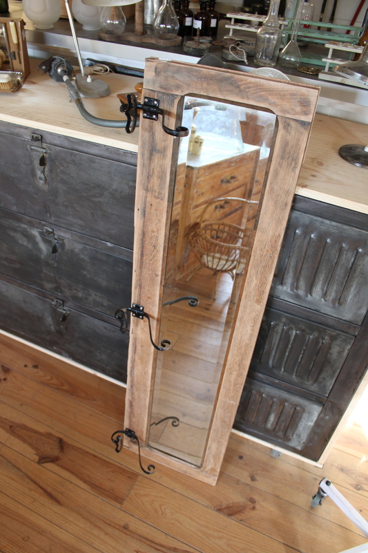 Porte manteaux entrée