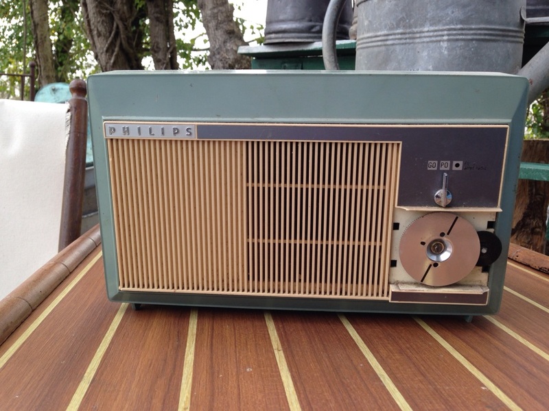 Poste radio, tourne disque portable phillips 