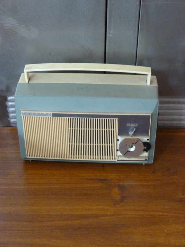 Poste radio vintage phillips 