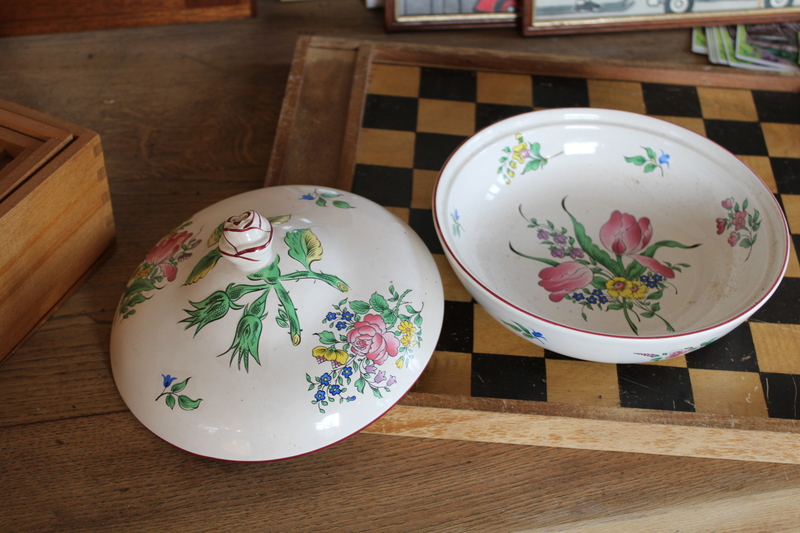 Pot à sauce ou soupe