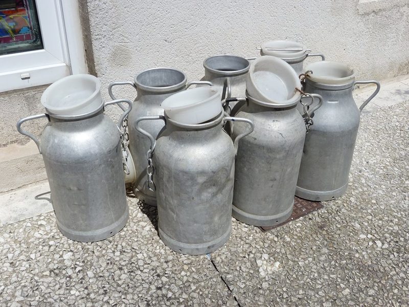 Pots à lait aluminium pur  Brikbroc, brocante en ligne