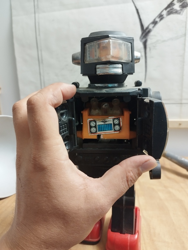 Robot moon explorer 1979