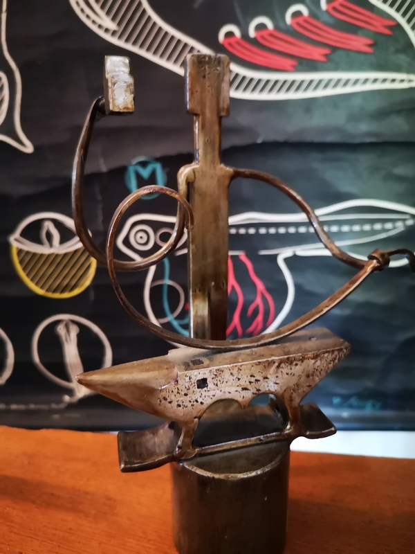 Sculpture auto portrait de forgeron