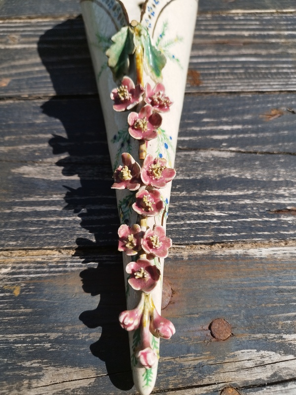 Soliflore bouquetière 1900