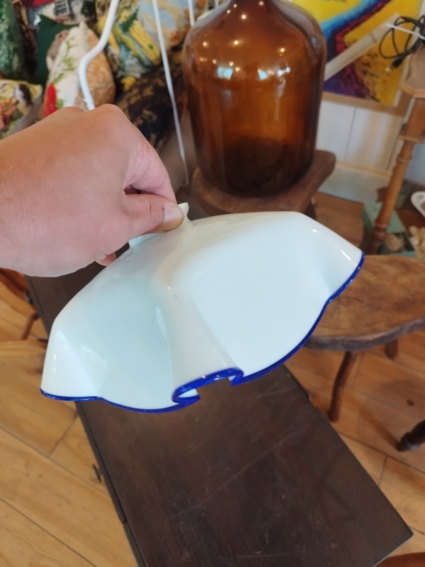 suspension en opaline drapée