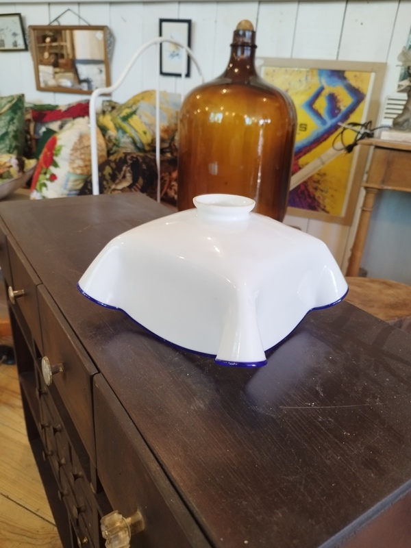 suspension en opaline drapée