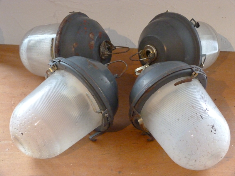 Suspension industrielle 