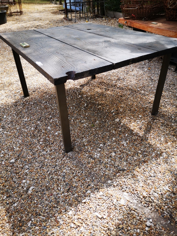 Table basse extérieure 