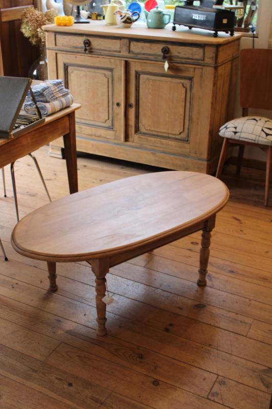 Table basse ovale 