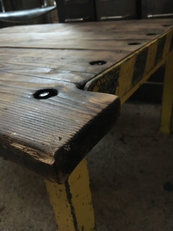 Table basse palette SNCF 