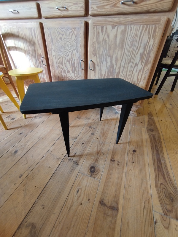Table basse pieds compas 70s