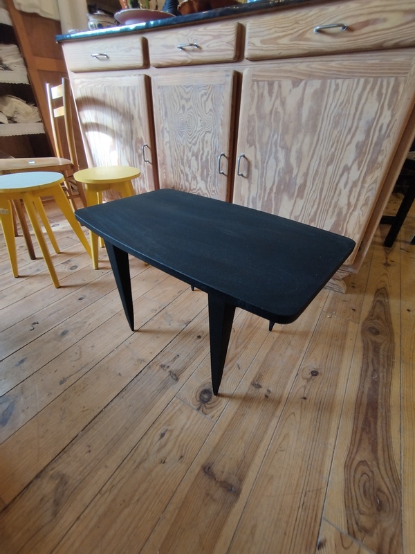 Table basse pieds compas 70s