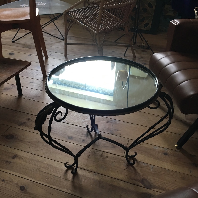 Table d'appoint fer forgé et plateau miroir