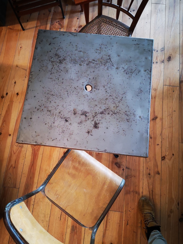 Table de bistro