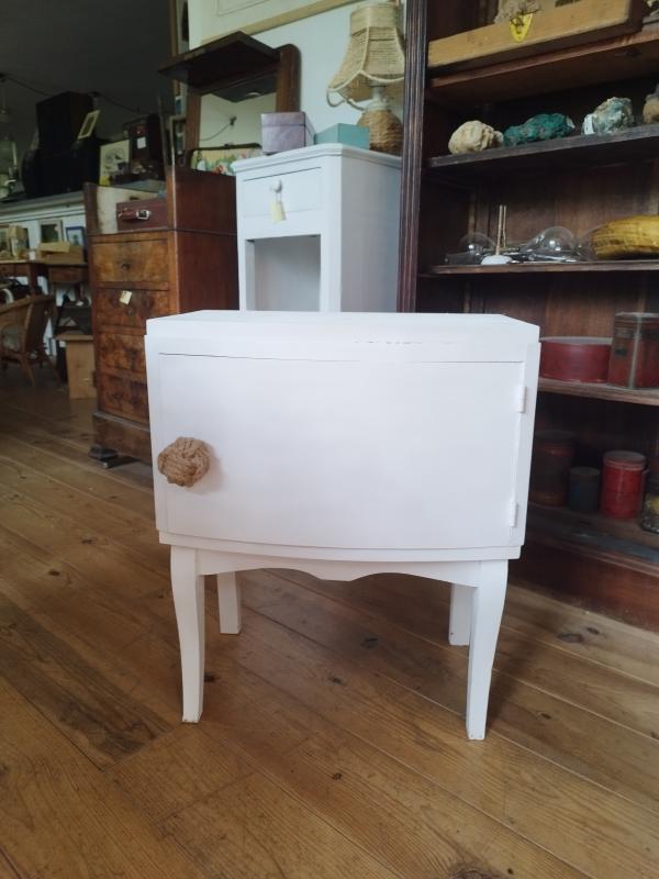 Table de chevet