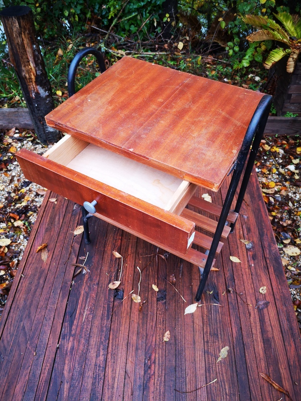 Table de chevet design