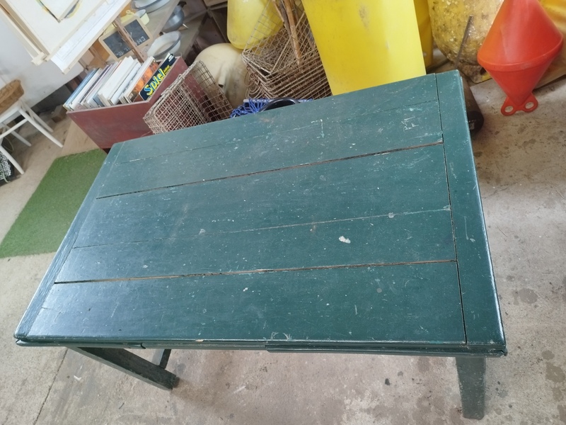 Table de ferme verte