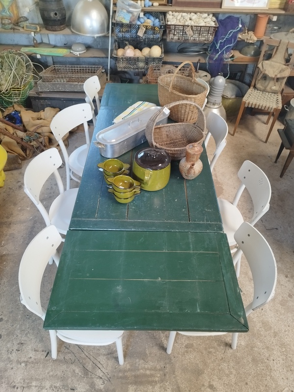 Table de ferme verte