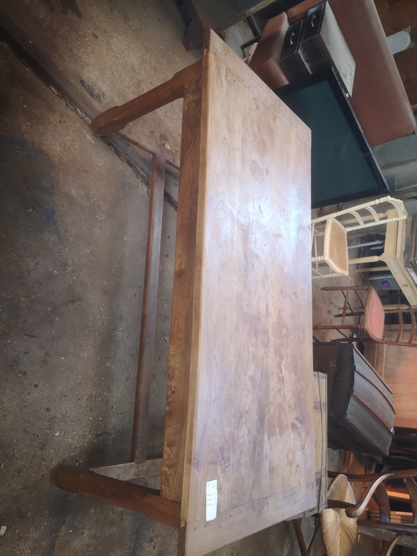 Table de salle à manger 