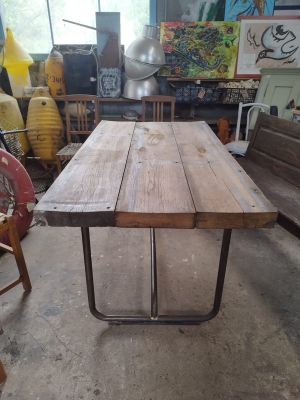 Table industrielle 