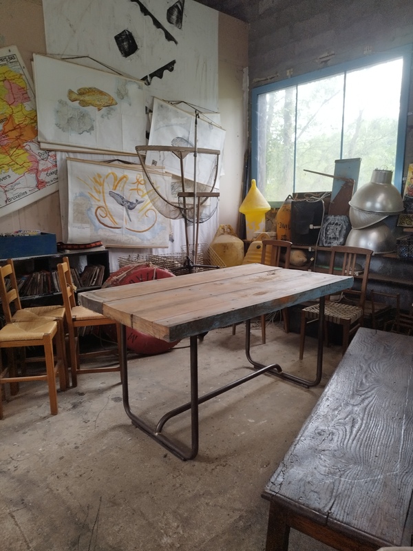 Table industrielle 