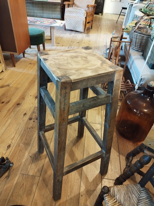 Tabouret atelier 