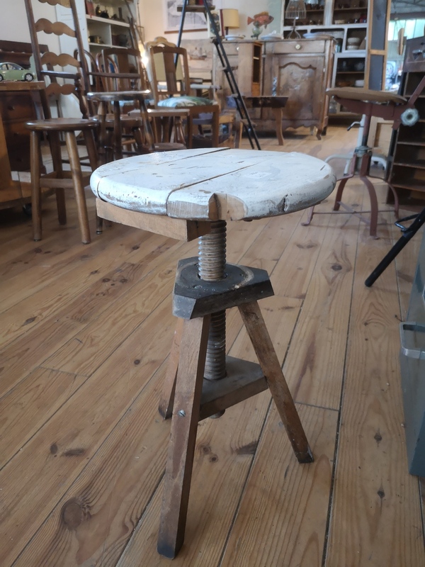 Tabouret atelier en bois à visser