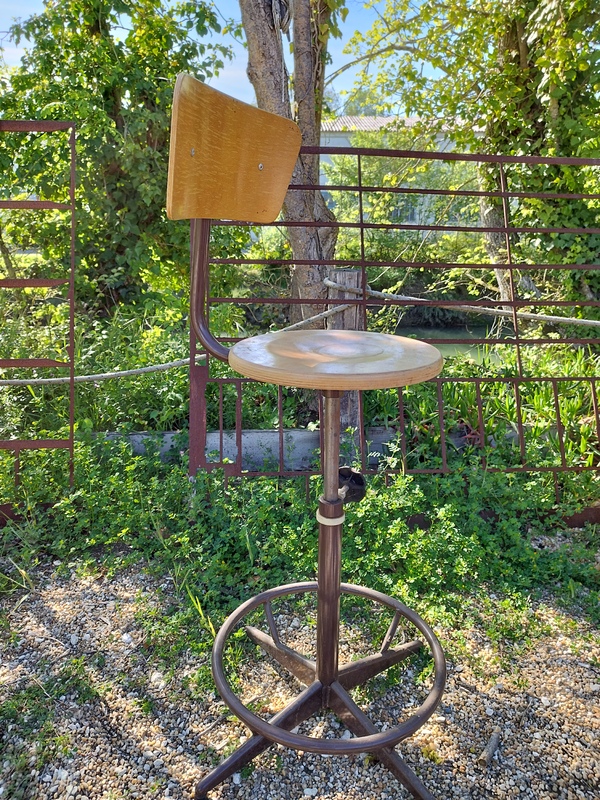 Tabouret haut atelier 