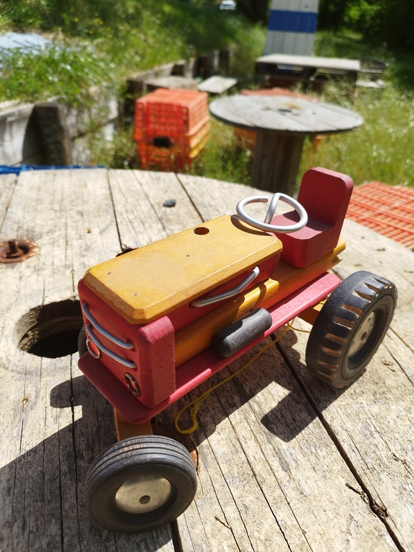 Tracteur et remorque Dejou 