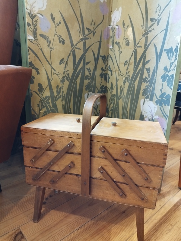 Travailleuse couturière