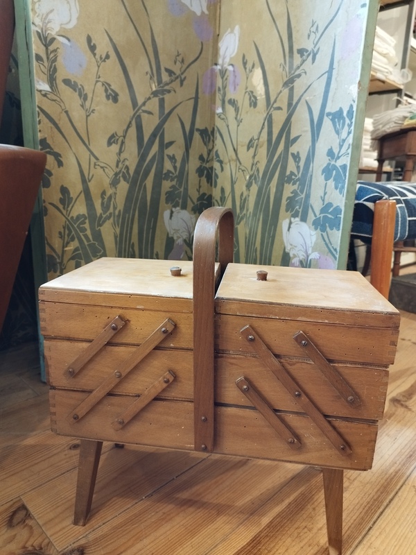 Travailleuse couturière